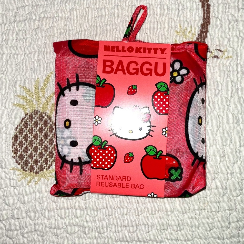 Baggu x Hello Kitty Apple (standard reusable bag)